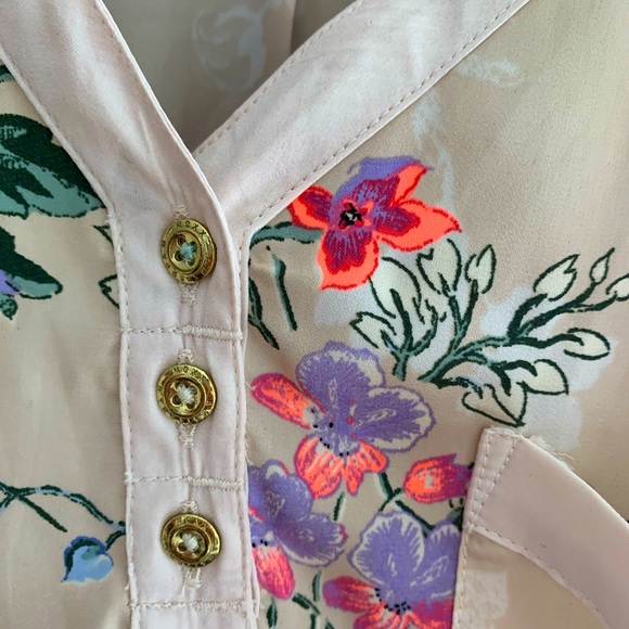 SOLD - MEXX Satin Floral Blouse - Picture 2 of 5